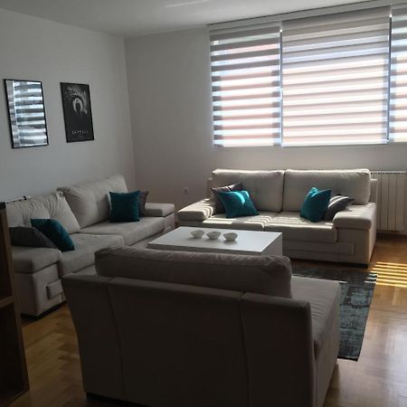 Апартаменты Sarajevo Apartman Экстерьер фото
